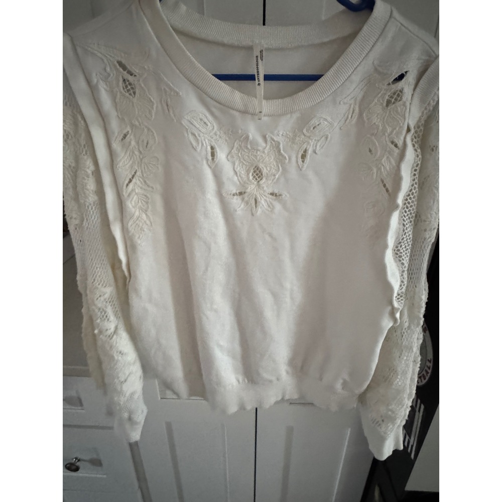 Anthropologie Cream White Embroidered Eyelet Mesh Lace Sleeve Sweatshirt Medium